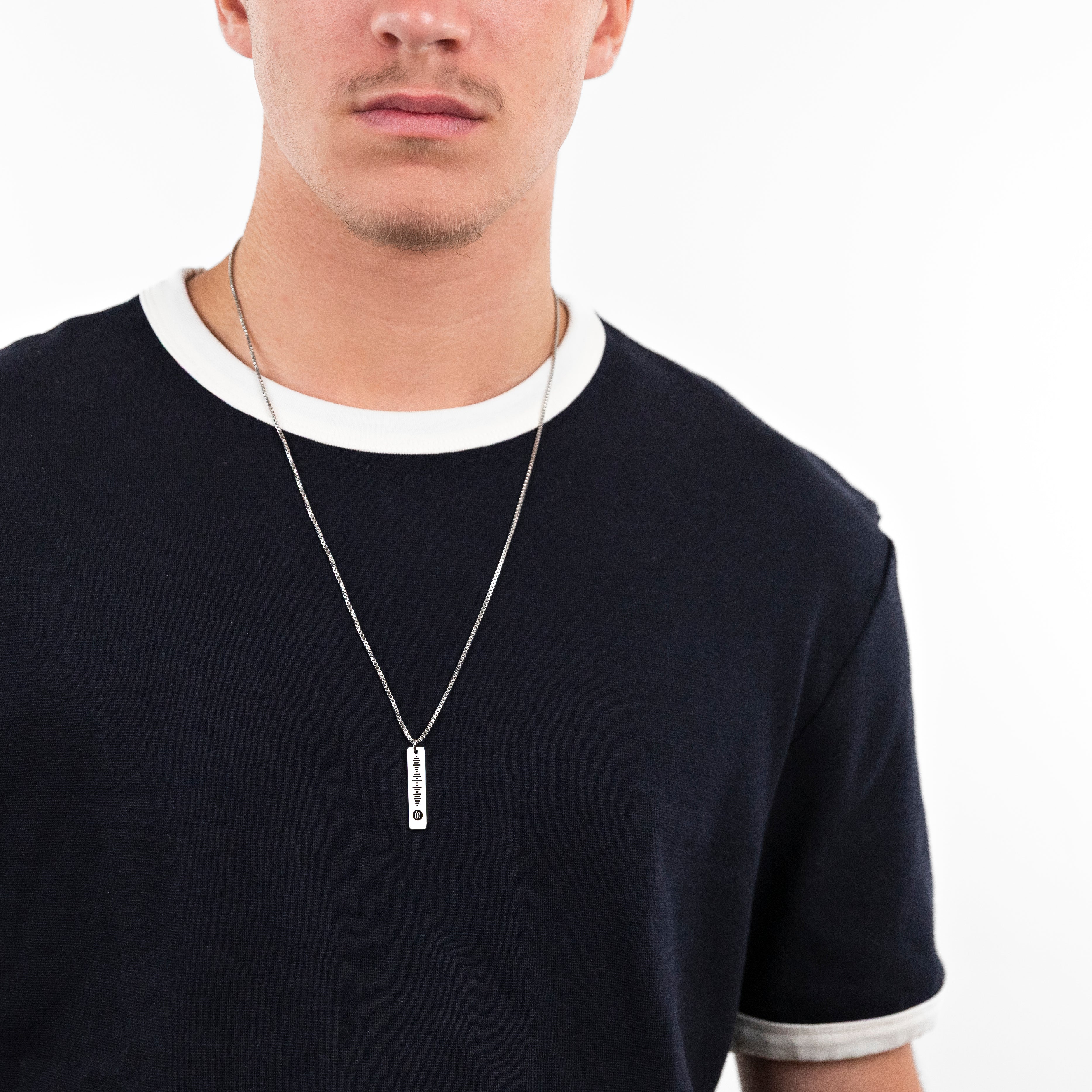 Custom Necklace Spotify - Gold - Image 4