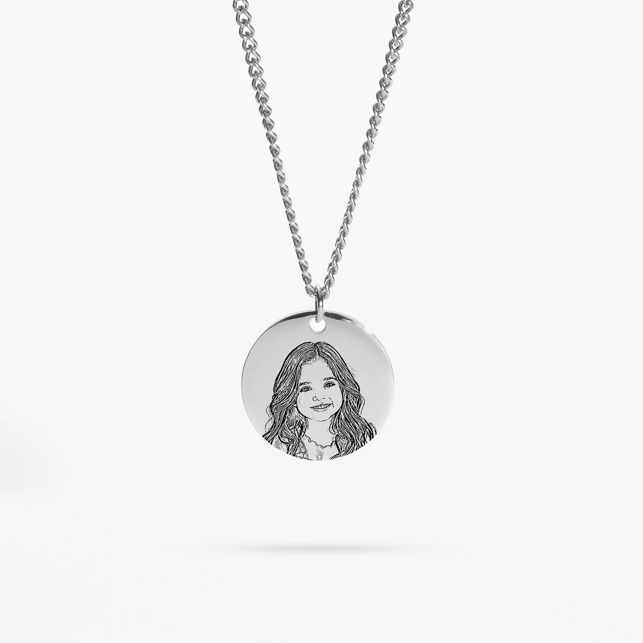 Custom Round Necklace - Outline (mom)