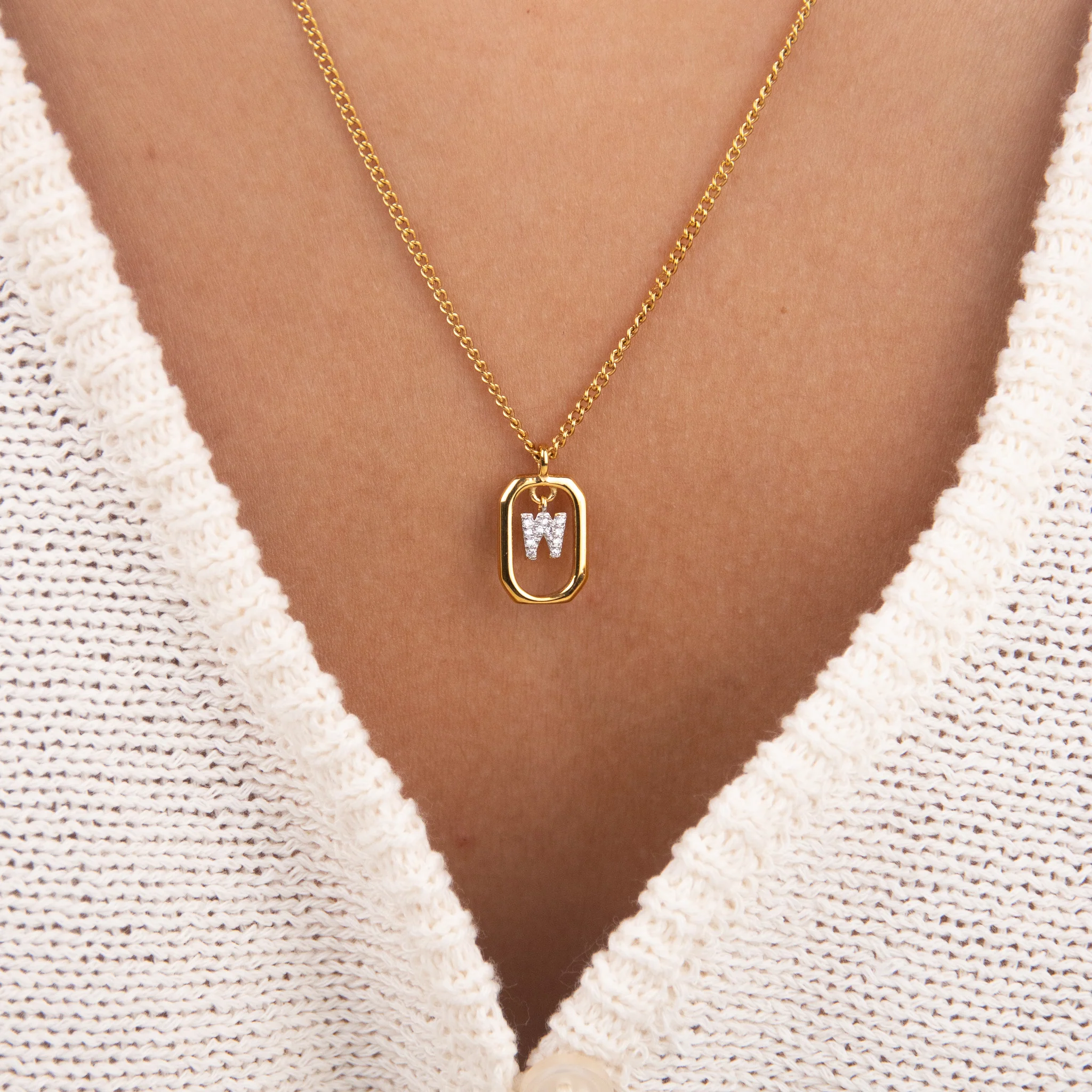 Initial W Zirconia Necklace - Image 2
